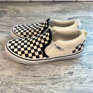 Classic checkered slip on Vans